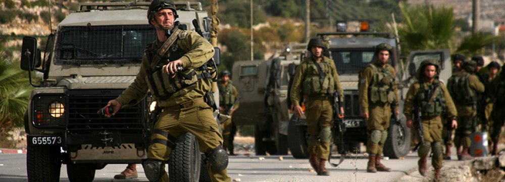 Israeli Soldiers Kill Palestinian Teen