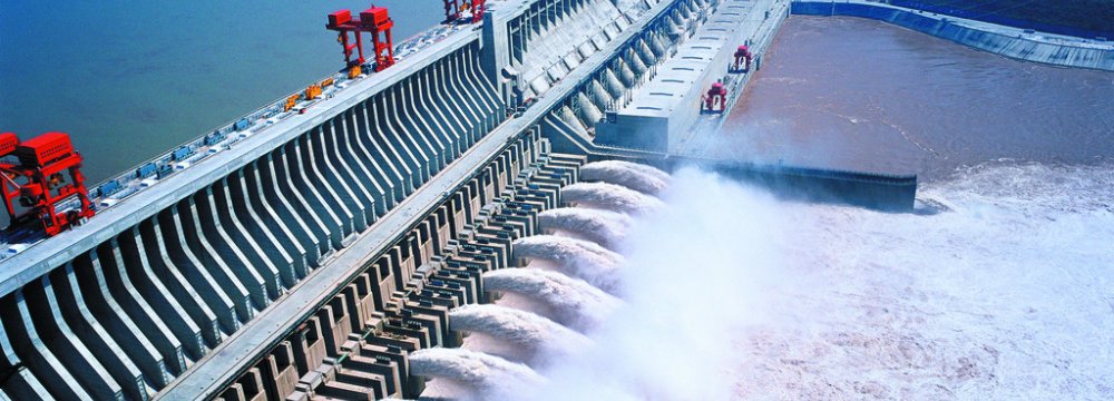 China Dam Breaks Record