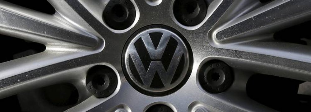 Merkel Calls for Transparency After VW Scandal