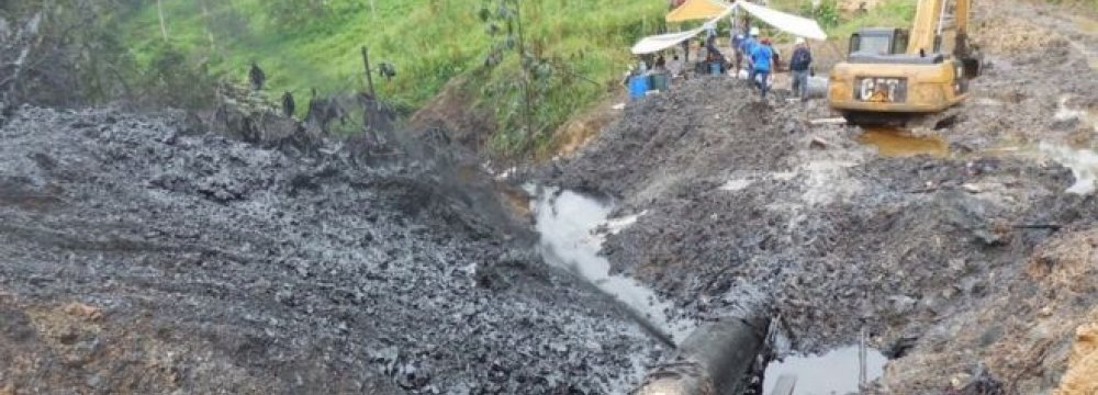 Peru Oil Spill Pollutes Amazon Rivers 