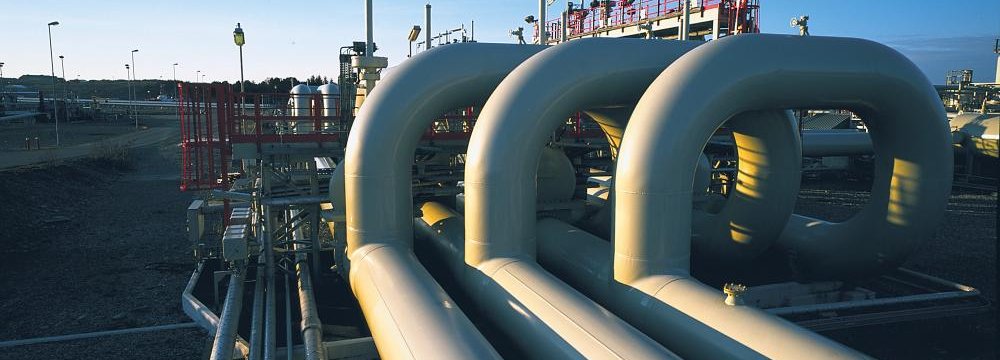 Pakistan to Build LNG Terminal, Gas Pipeline