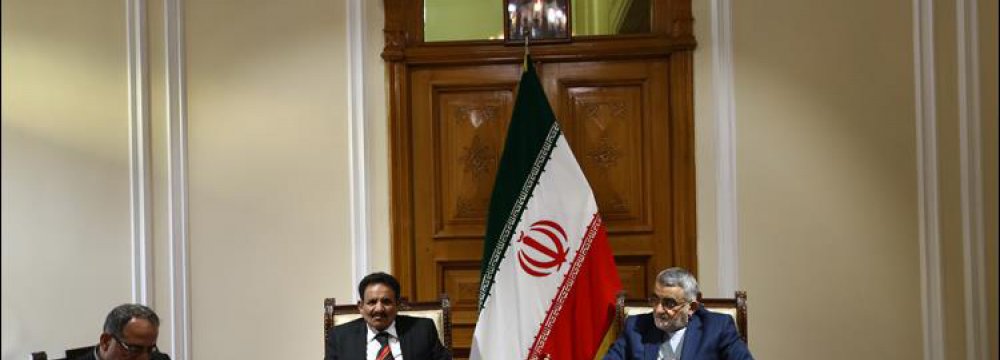 Iran Backs Efforts to Stop Bloodshed in Yemen 