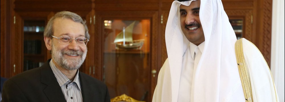 Qatari Emir Urges Regional Dialogue 