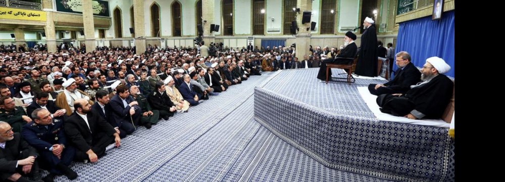 Leader Calls for Building  Modern Islamic Civilization