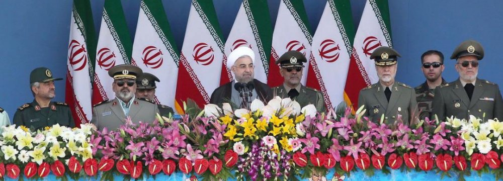 Iran Striving for Int&#039;l Peace, Stability 