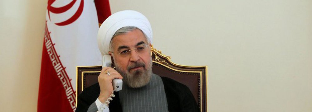 Rouhani, Hollande Explore Ties