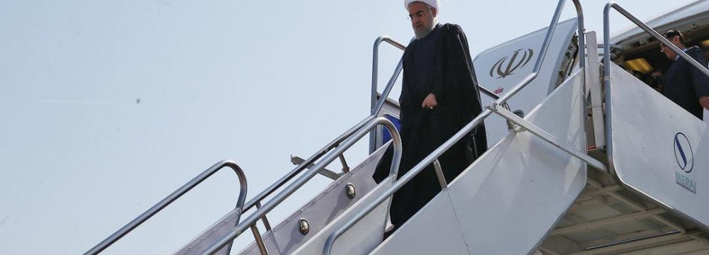 Rouhani Back Home to Honor Hajj Disaster Victims