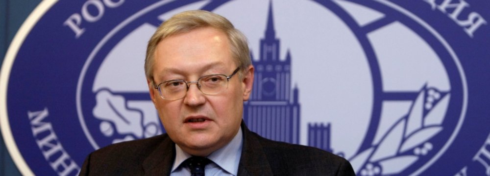 Moscow Concerned About  Slowdown in P5+1 Talks 