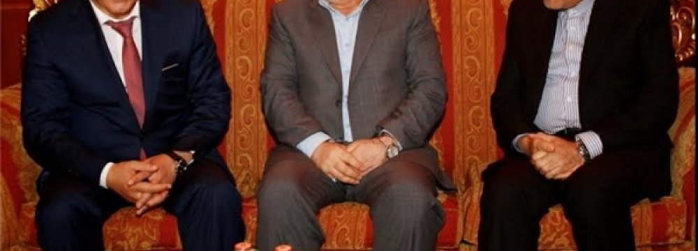 Tajik Minister Seeks Help in Training Security Forces