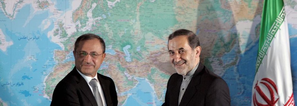 Leader’s Advisor Meets Syrian Minister 