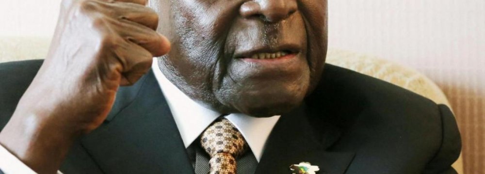 Mugabe Seeking Closer Ties
