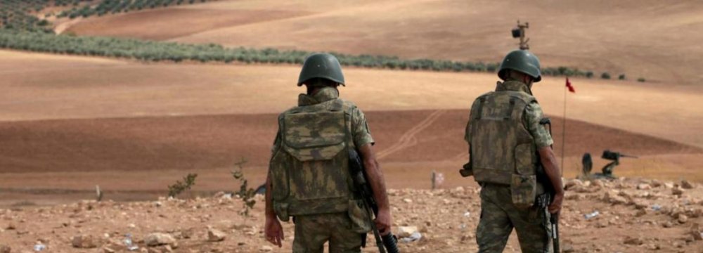 Iraq Demands Turkish Troops Leave Mosul