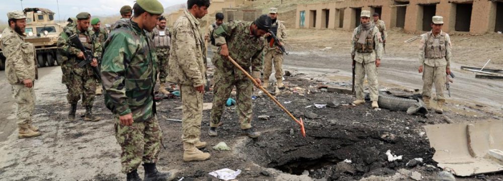 Afghan Blast Kills 5 Policemen