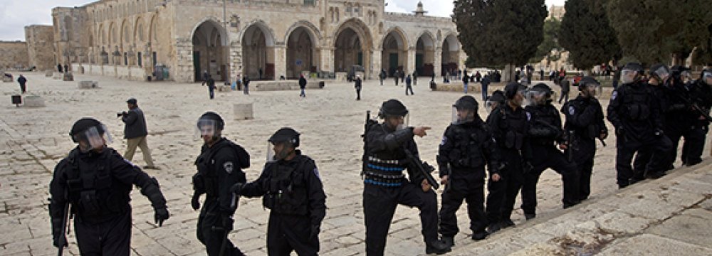 Muslims Urged to Defend Al-Aqsa