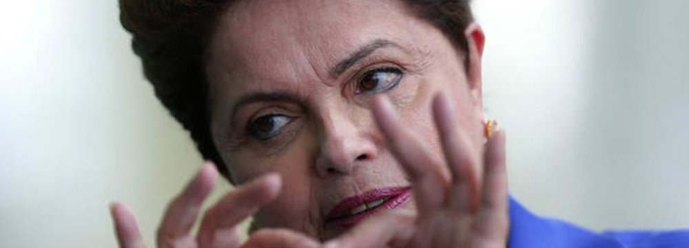 Rousseff Gains on Silva Ahead of Oct. 5 Election