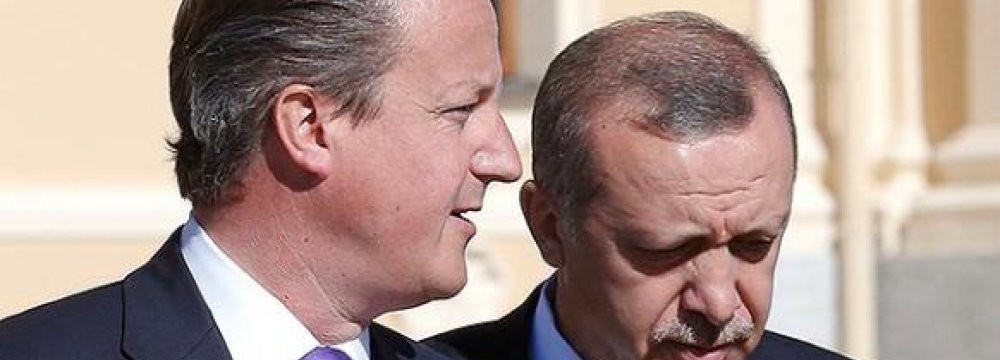 Cameron Visits Turkey Amid ‘IS Dealing’ Spat