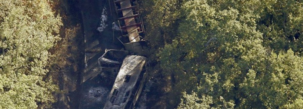 43 Die in French  Bus Crash