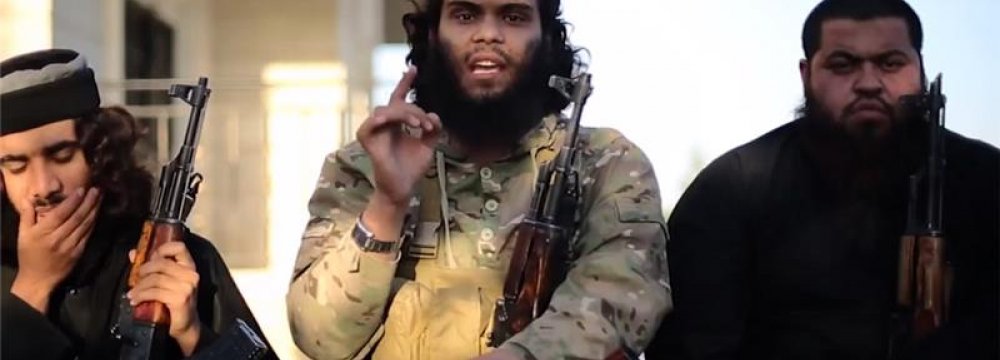 IS Threatens Hamas in Video Message