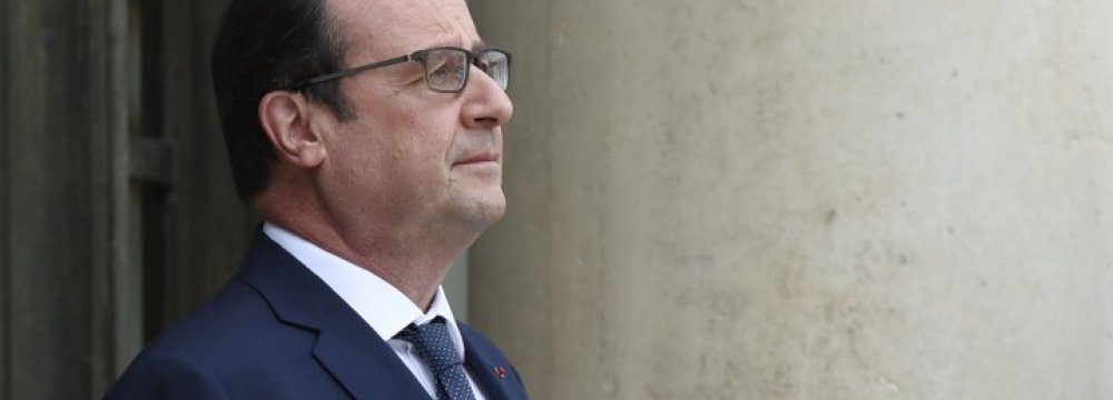 Hollande to Unveil Farming Reforms