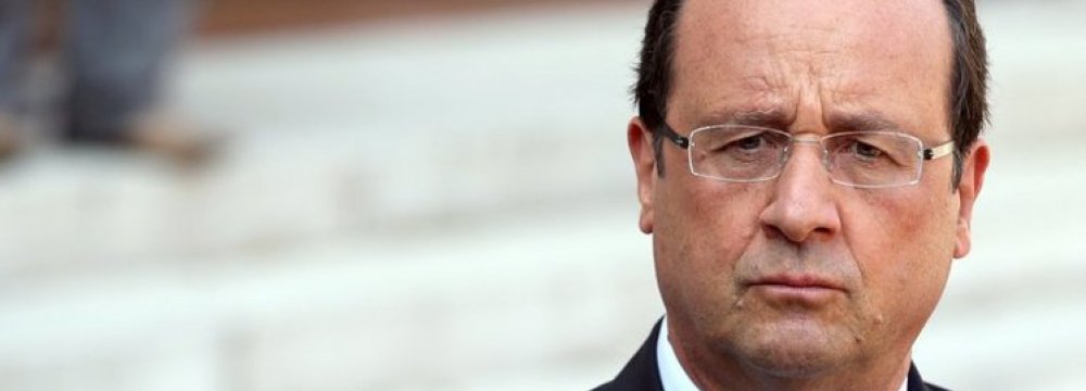 Hollande: No Trace of Russian Arms in Ukraine
