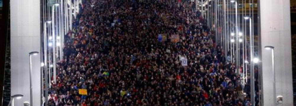 Hungarians Rally  Against Gov’t