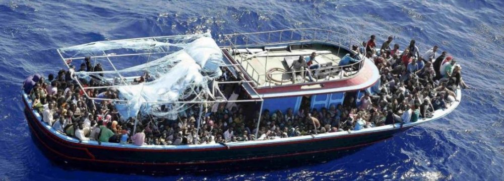 Mediterranean Migrant Deaths in 2015 Pass 2,000