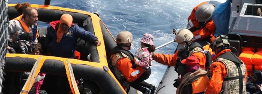 Nearly 6,000 Migrants Rescued in 2 Days