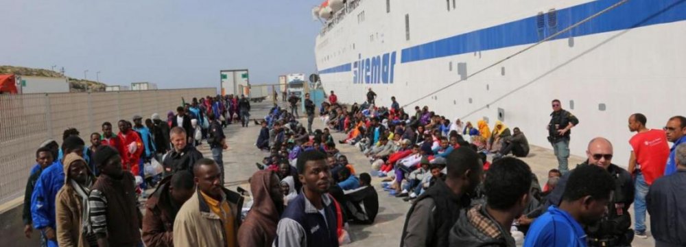 Record Influx of Migrants Into Europe