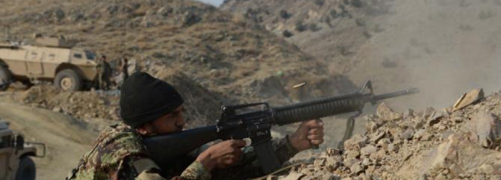 Afghans Retake Town From Taliban