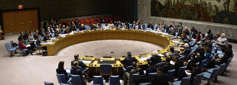 UN Imposes Arms Embargo on Houthis