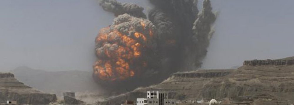 Saudi Warplanes Continue to Bomb Yemen