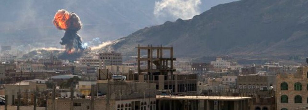 Saudi Attacks Kill 30 Yemenis