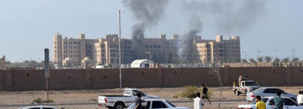 Yemen’s Deposed PM Unhurt in Rocket Attack  