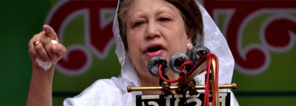 Bangladesh Ends Zia Confinement