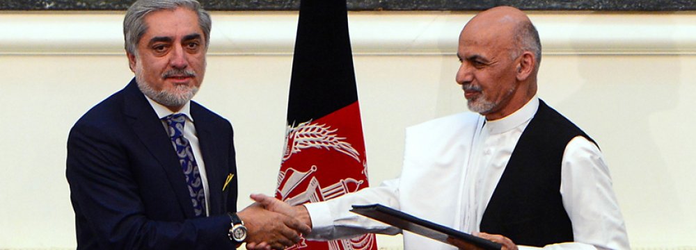 Abdullah, Ahmadzai Sign Unity Deal