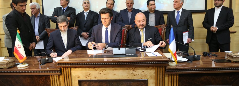 France Opens Trade Office in Tehran