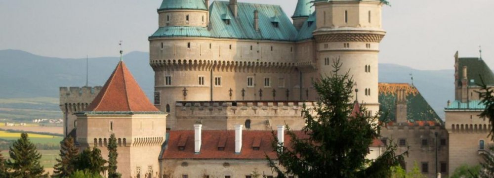 Slovakia in Search of Closer Ties