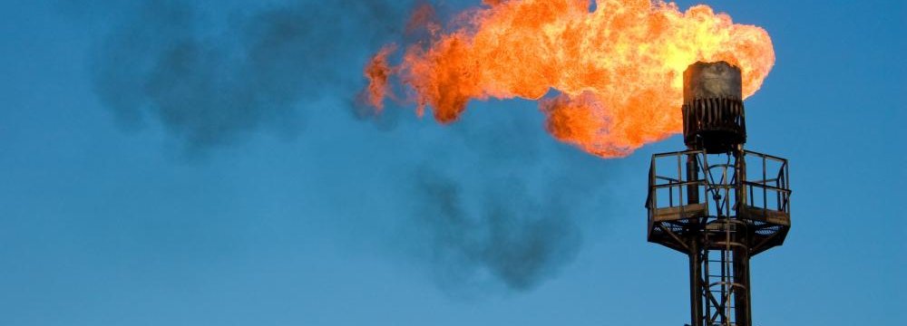 Abadan Refinery Utilizing Flares 