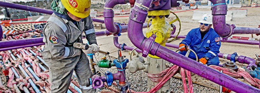 Chevron to Quit Ukraine Shale Gas Project
