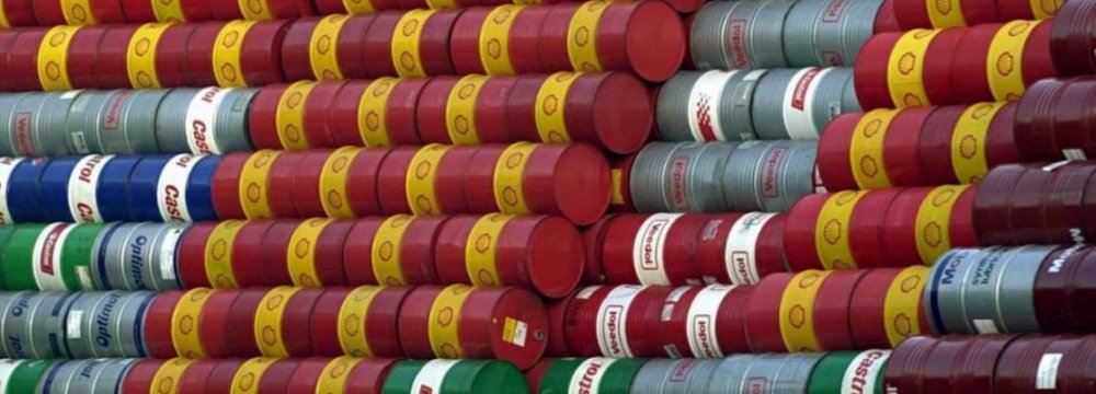 Korea, Greece Among Top Oil Debtors