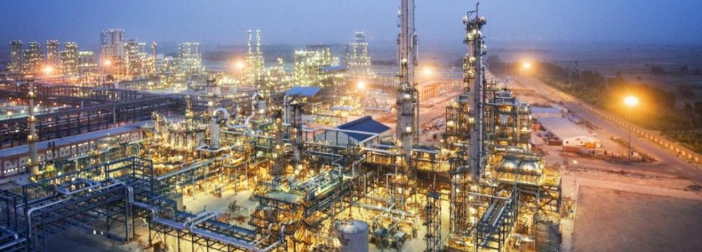 Gas Supply to Refineries Up 15%