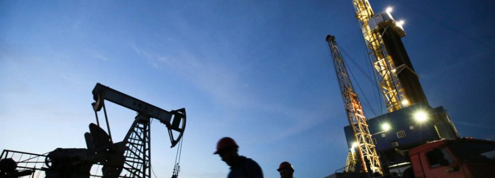 Oil Glut to Persist Until 2020