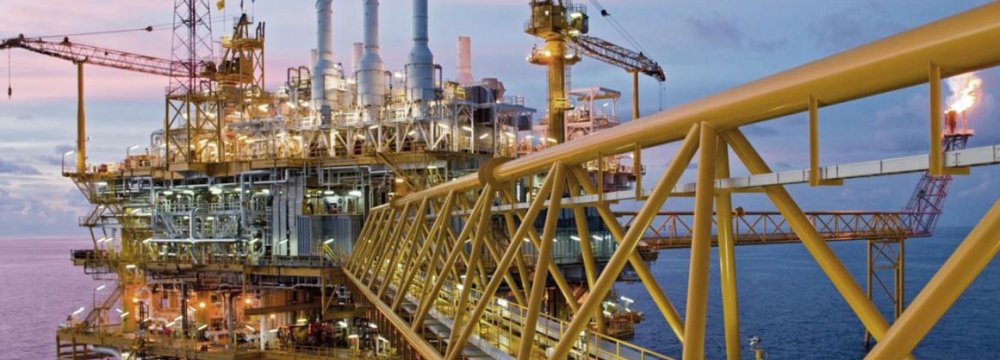 Kuwait Oil Union Slams Saudi Closure of Joint Oilfield