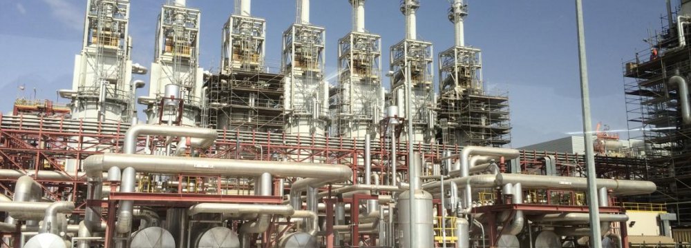 Crude Output to Rise by 90,000 bpd