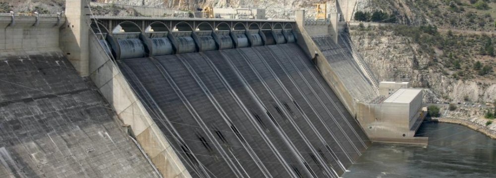 Iran to Implement Dam, Irrigation Projects in Oman