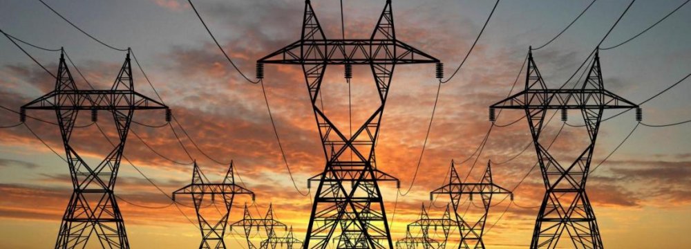 Pakistan Signs Agreement on Power Import From Iran
