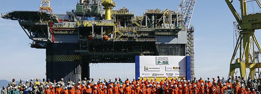 Petrobras Strike Cuts Output by 100,000 bpd