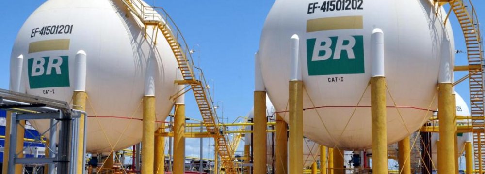Petrobras Gets $10b Chinese  Loan in Crude Supply Deal