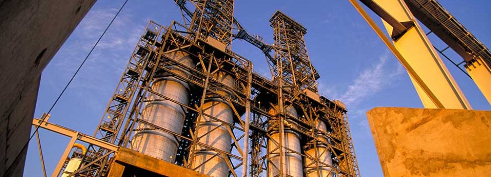 Kazakhs Mull Building Refinery With Iran, China
