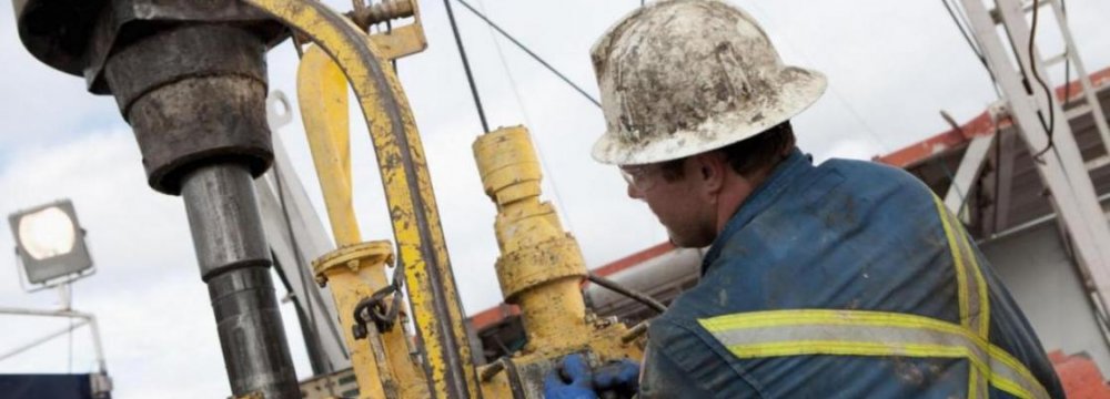 Russia Wants Shale Oil Regulation Eased